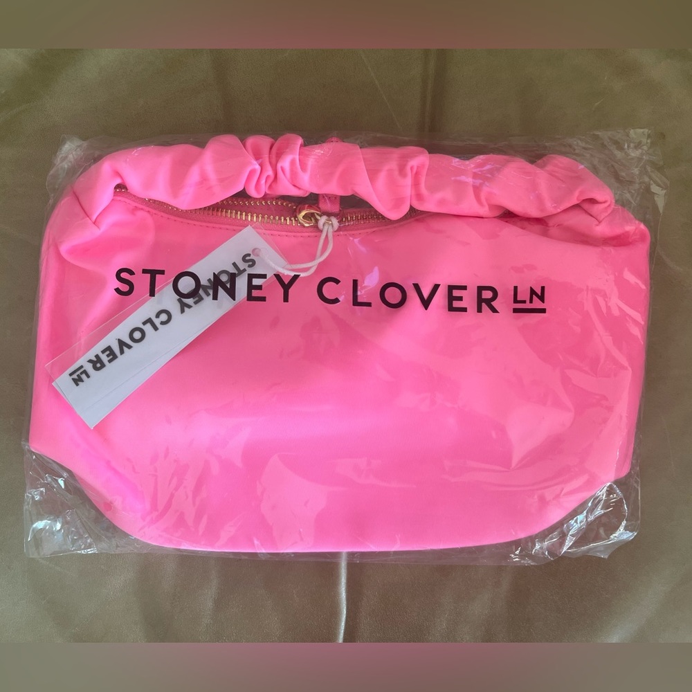 NWT SCL Bubble gum Scrunch bag
